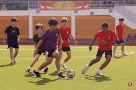 朝重伤者扔球！阿森纳马丁内利争议行为遭名宿痛批：可耻！