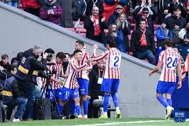 为什么三垒手在防守强力左打时需要具备超常规的反应速率