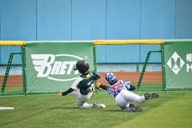 福布斯穿7号替补登场，是马丁内斯执教后第14位完成首秀球员